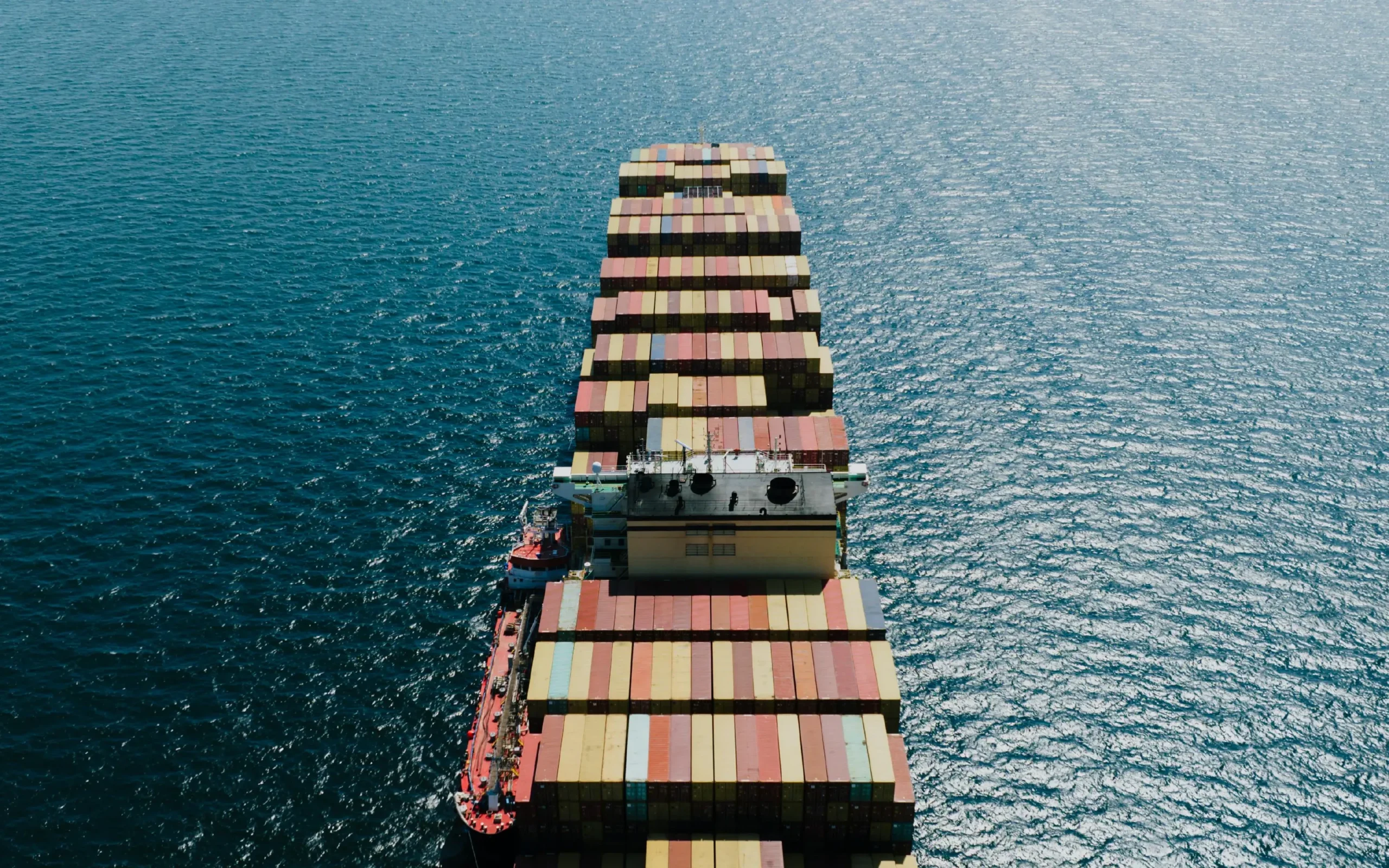 Cargo Tracking & Route Optimization by logistopia